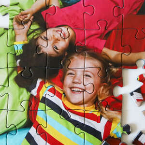 Puzzle magnetic cu 24 de piese - 15 x 21 cm